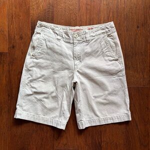 Massimo Vintage Men's Light Khaki Shorts – Size 32